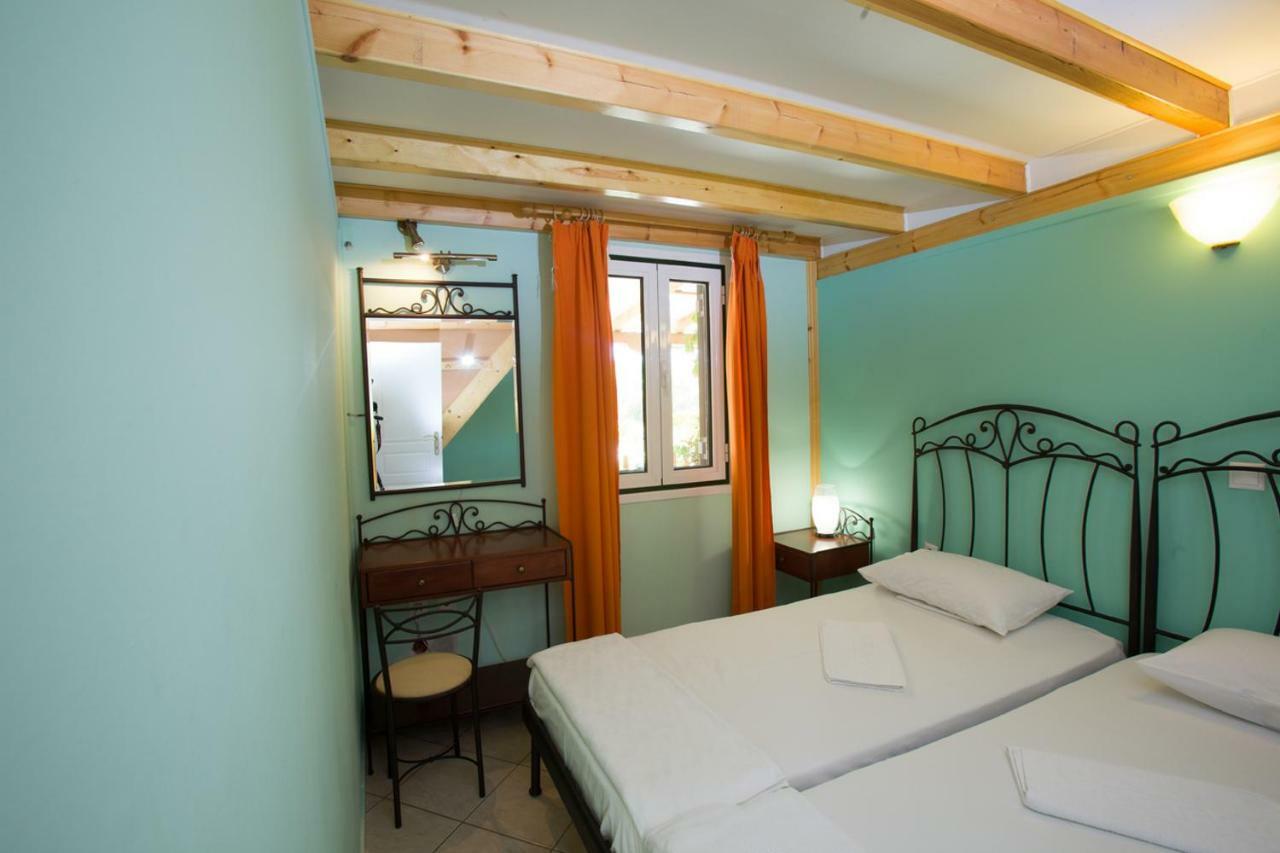 Foufas Houses Parálion Ástros 外观 照片